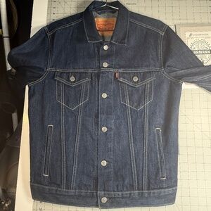 LEVI’S ®  |  TRUCKER JACKET  |  MENS-MED  |  XLNT  |